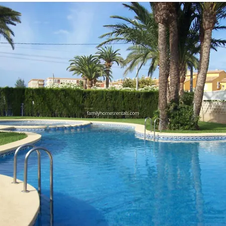 Atila En A 250 M De La Playa Con Terraza, Piscina Y Jacuzzi By Family Homes Dénia