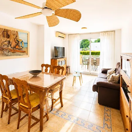 Atila En A 250 M De La Playa Con Terraza, Piscina Y Jacuzzi By Family Homes *