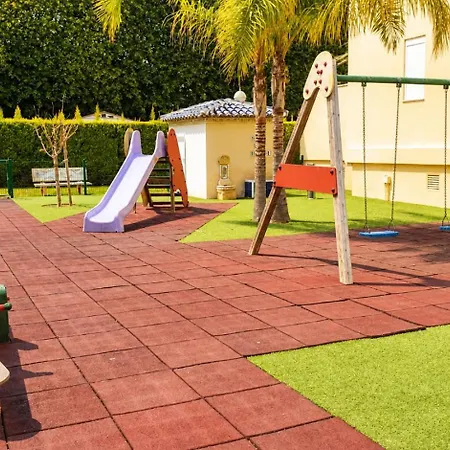 Atila En A 250 M De La Playa Con Terraza, Piscina Y Jacuzzi By Family Homes Apartamento *