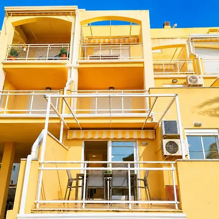 Atila En A 250 M De La Playa Con Terraza, Piscina Y Jacuzzi By Family Homes Apartamento *