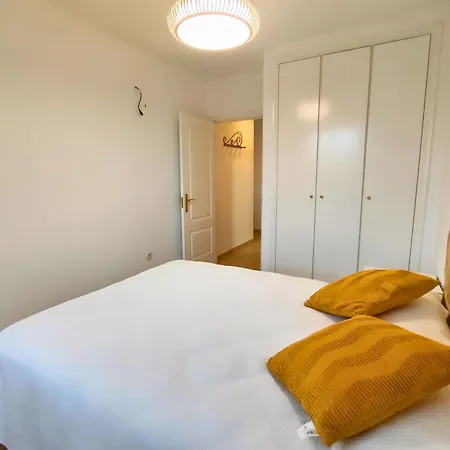 Atila En A 250 M De La Playa Con Terraza, Piscina Y Jacuzzi By Family Homes *