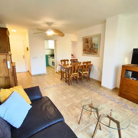 Atila En A 250 M De La Playa Con Terraza, Piscina Y Jacuzzi By Family Homes *