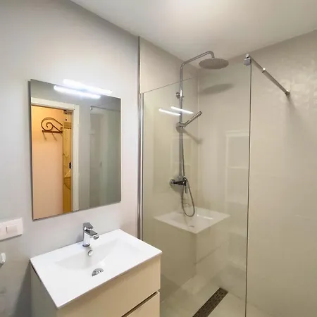 Apartamento Atila En A 250 M De La Playa Con Terraza, Piscina Y Jacuzzi By Family Homes Dénia