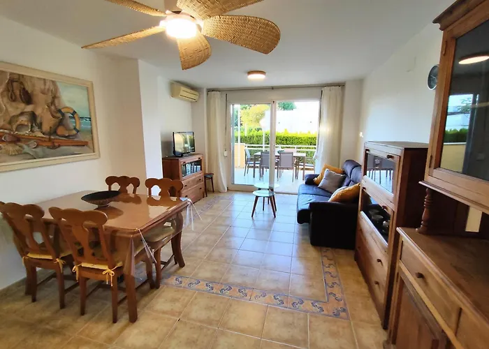 Atila En A 250 M De La Playa Con Terraza, Piscina Y Jacuzzi By Family Homes Apartamento