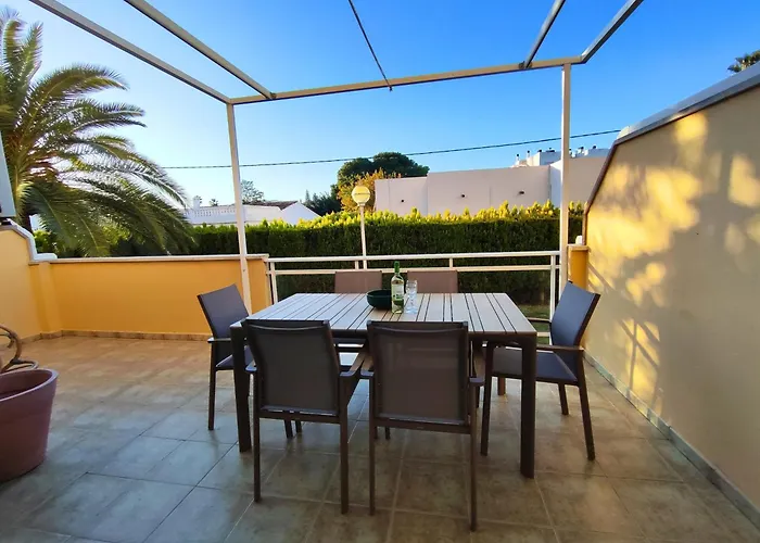 Atila En A 250 M De La Playa Con Terraza, Piscina Y Jacuzzi By Family Homes *