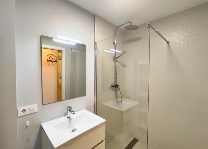 Apartamento Atila En A 250 M De La Playa Con Terraza, Piscina Y Jacuzzi By Family Homes Dénia